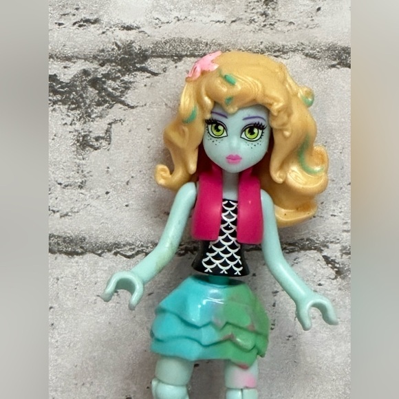 Monster High Mega Bloks Dolls Lot of 2 Dolls Lagoona Frankie Stein - Picture 4 of 13